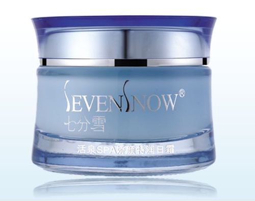 七分雪化妆品 产品与店铺的优雅美学